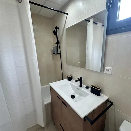 Apartment Luxury 3 Bdr By The Beach