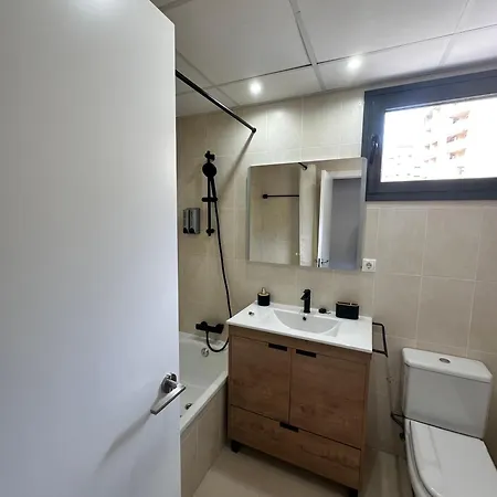 Luxury 3 Bdr By The Beach Apartment *