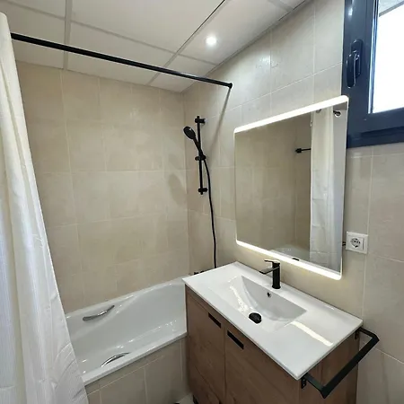 Luxury 3 Bdr By The Beach