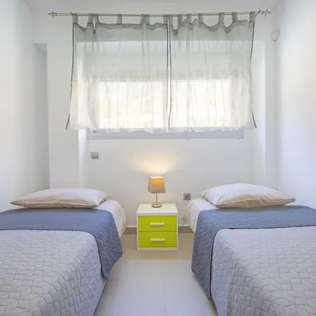 Playa De Poniente Apartamento *