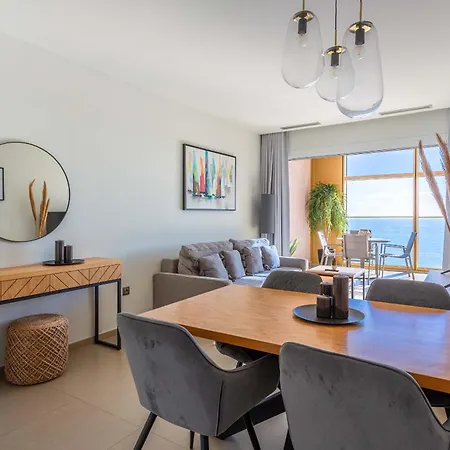 Apartment Intempo By Holuxe -184- 18th Floor