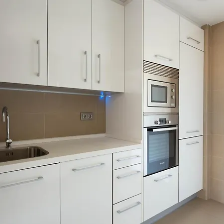 Apartment Intempo By Holuxe -184- 18th Floor