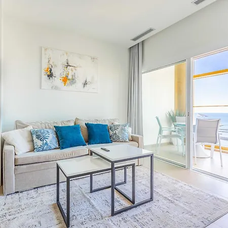 Intempo Sky 205 Apartment *