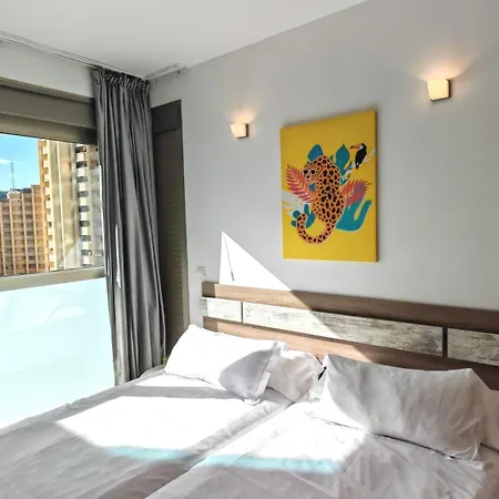 Skyline 5 With Private Balcony And Views Apartmán *