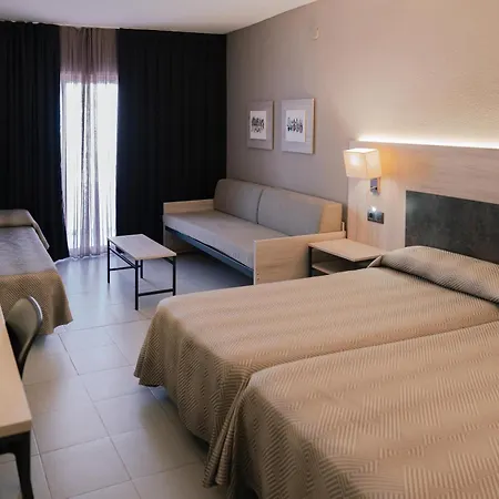 Port Fiesta Park Szálloda 3*