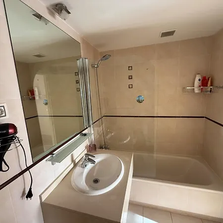 Apartment Beautiful Near With Panoramic Sea-view
