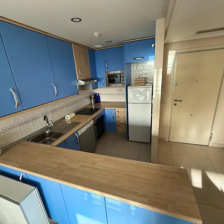 Apartment Beautiful Near With Panoramic Sea-view