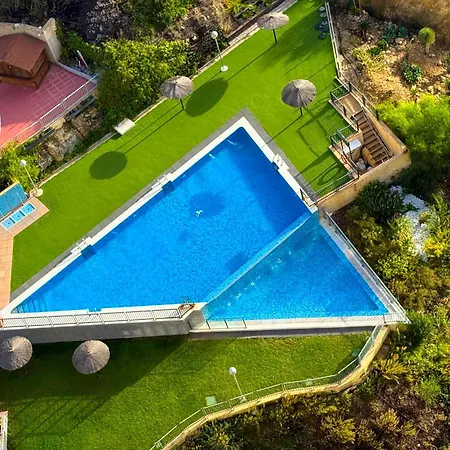 Beautiful Near With Panoramic Sea-view Apartment