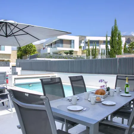 Global Bruselas - By Global Rental Holidays 18917 Benidorm