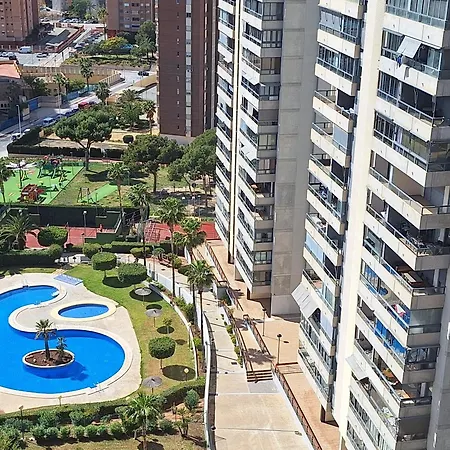 Marinas, Muy Amplio Cerca De Playa Poniente بينايدورم