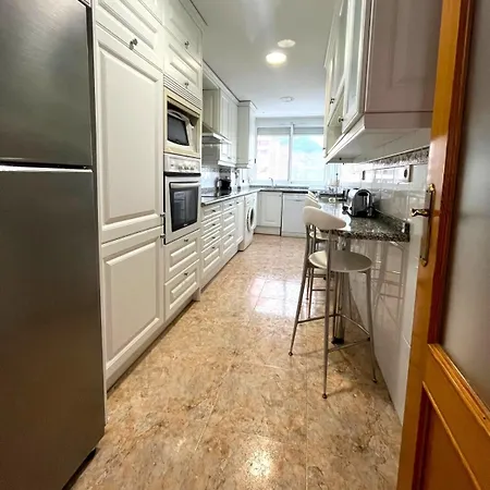 Apartment 5 Minute Walk To The - Torres Residencial Miranda