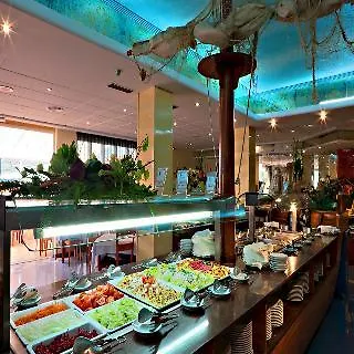 호텔 Tropic 3*