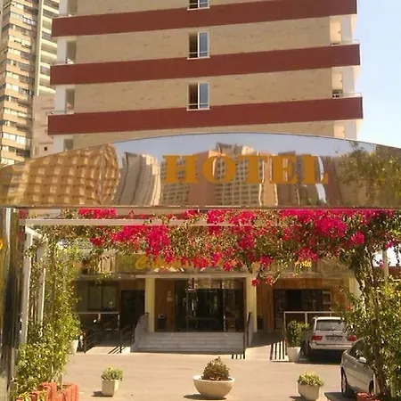 Hotel Caballo De Oro 3*