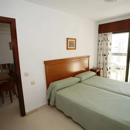 Gemelos 4 Apts Hotel 5*