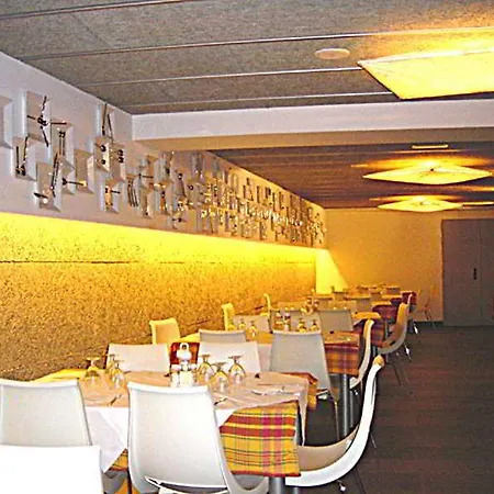 Sol Y Sombra Hotel