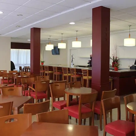 Rh索尔酒店 3*