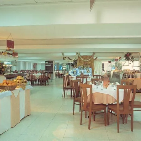 Hotel Ambassador Playa I 4*