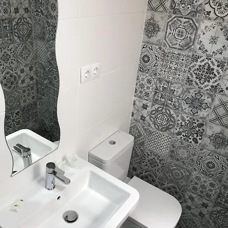 Boutique Centro Bbb Auto Check In 2* Бенидорм