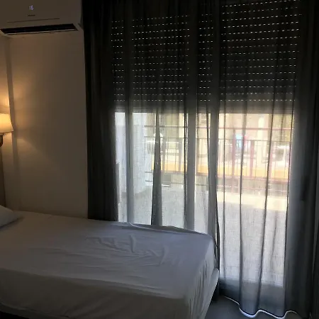 Boutique Centro Bbb Auto Check In Бенидорм