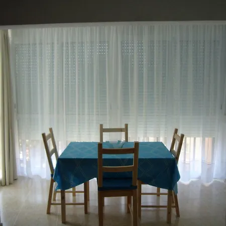 Apartment Acacias 4 - Arena