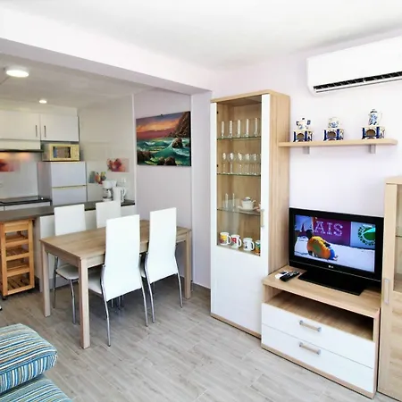 Albatros 15-7 Apartment *