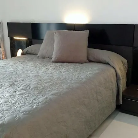 Elegance Apartment *