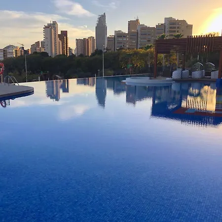 Sunset Drive Deluxe Апартаменты Бенидорм