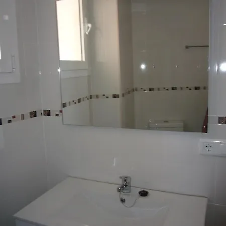 Acacias 4 - Arena Apartment
