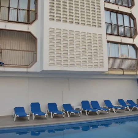 Apts Ara With Pool